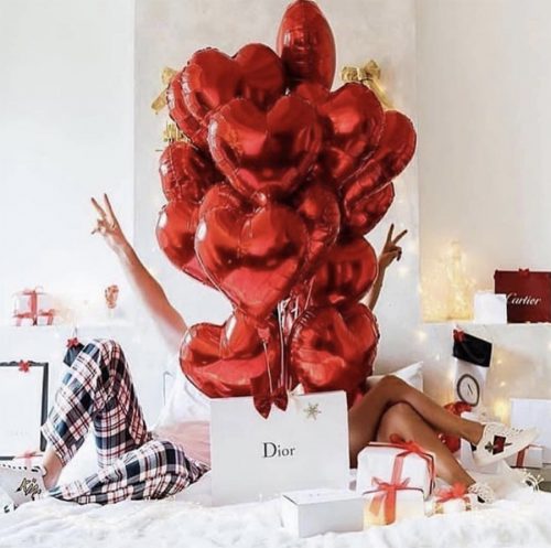 15 Red Heart balloons