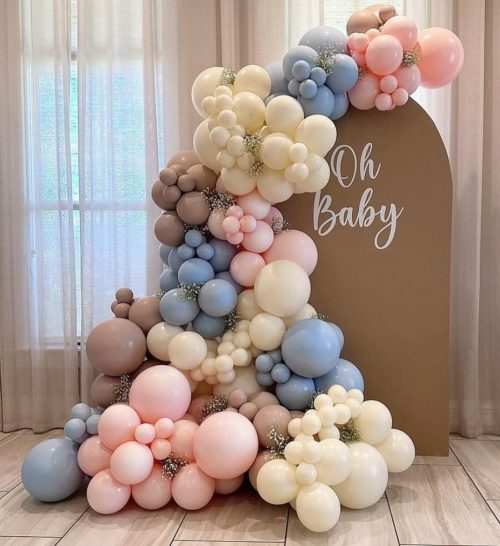 Gender Reveal Party Garland with Gypsophila