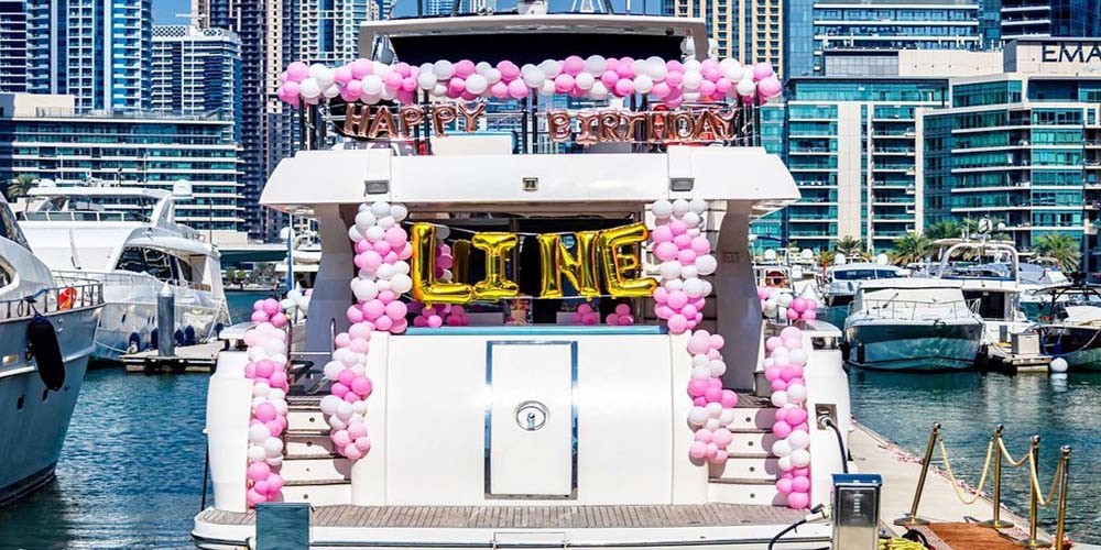 How Yacht Balloon Decoration in Dubai